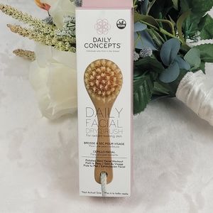 Daily Facial Dry Brush